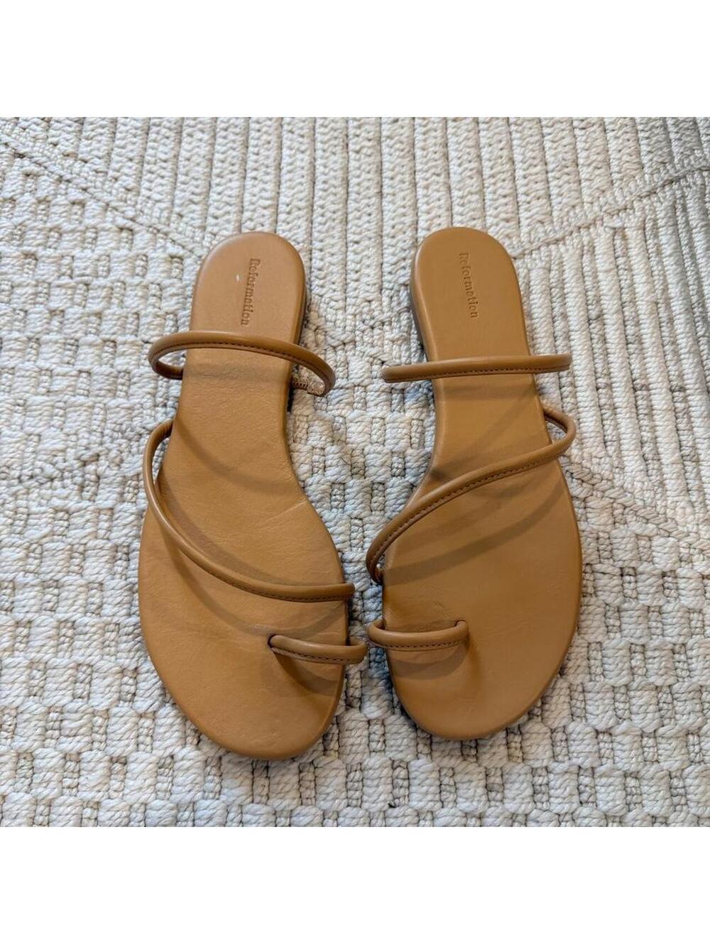 Reformation Ludo Toe Ring Strappy Flat Sandal - Picture 2 of 5
